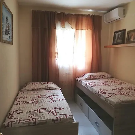 Applaya Appartement *